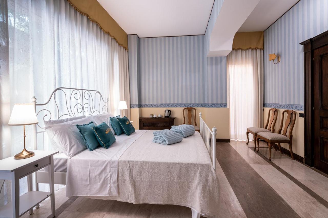 Palazzo Chiara Hotel Cagliari Kültér fotó
